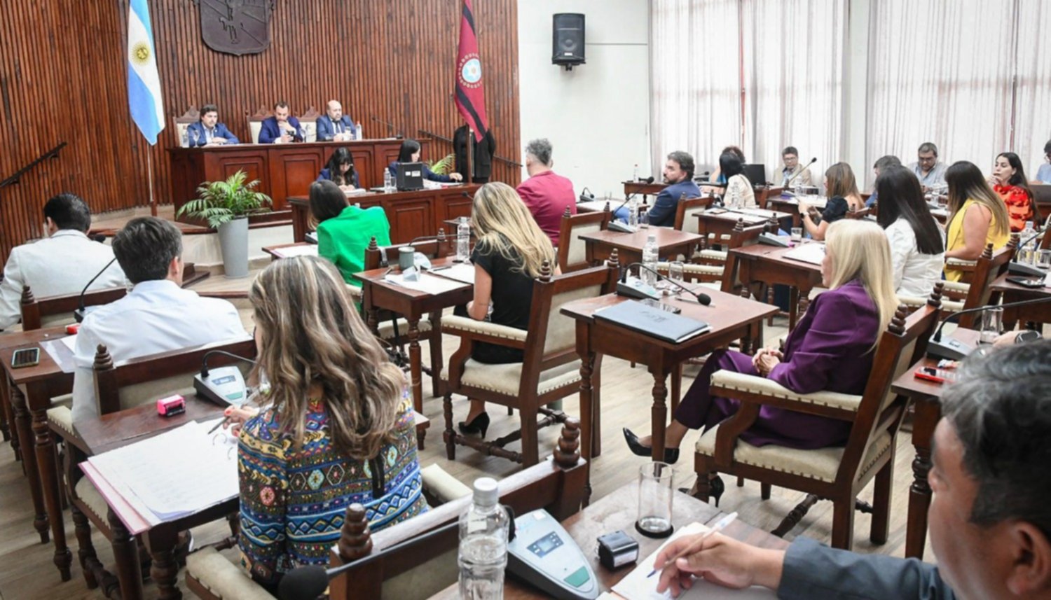 Hay 20 listas que van por las bancas que renovará el Concejo Deliberante capitalino
