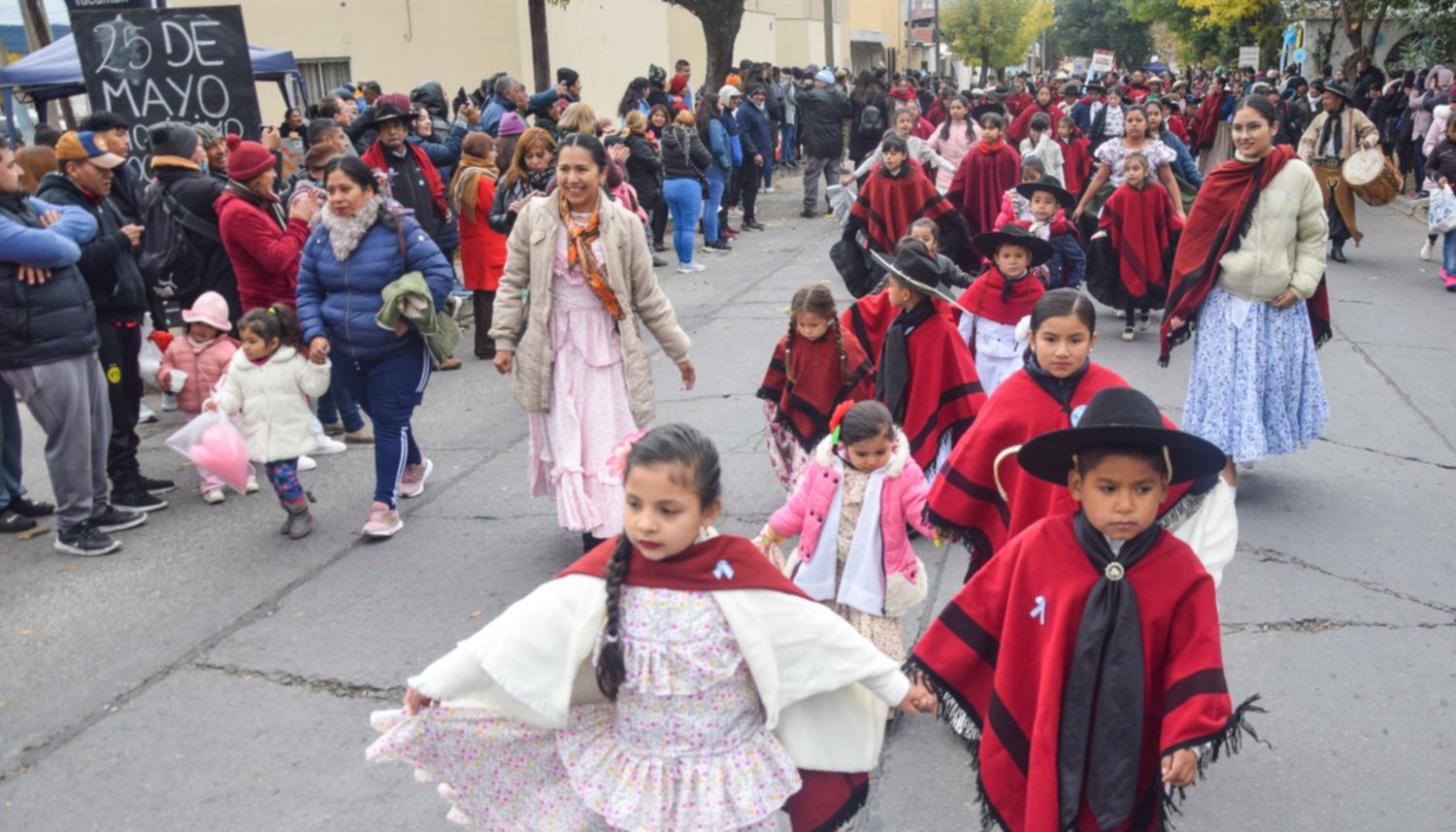 Salta conmemora el 215° aniversario de la Revolución de Mayo