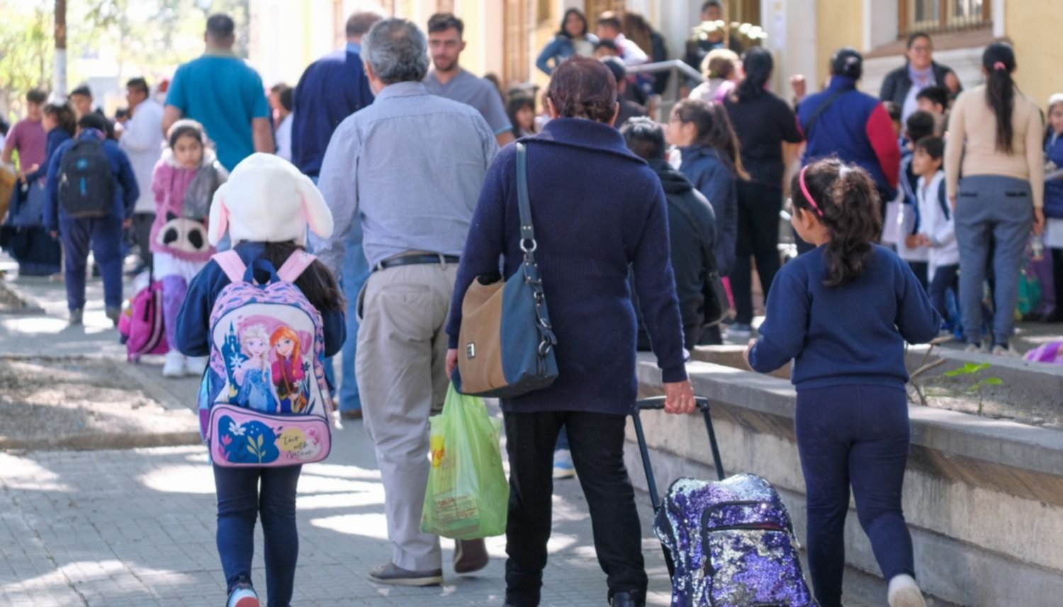 Grave caso de violencia escolar en contra de una niña de 11 años