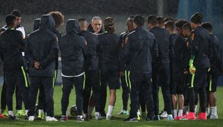 Brasil se entrenó en Australia a la espera del clásico con Argentina