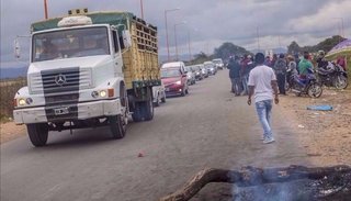 Levantaron el corte de la ruta 50: mañana habrá reunión con el ministro del Interior