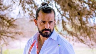 Una noche de folclore y humor para los padres