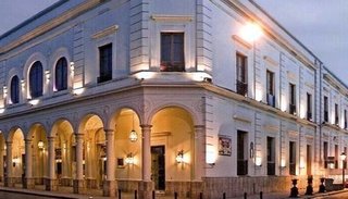 Homenaje al General Belgrano en el Mitre