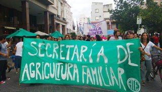 Trabajadores despedidos de Agricultura Familiar realizarán un festival solidario