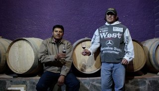 Hacían hasta casas para los pequeños productores