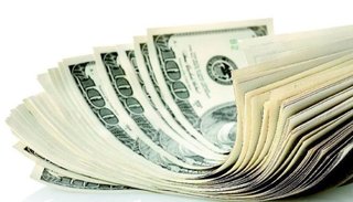 Abrupta subida del dólar sobre el cierre: se dispara 49 centavos y llegó a $26,44