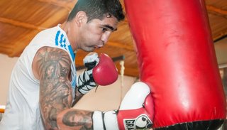 César "La Joya" Barrionuevo tendrá su chance en Estados Unidos