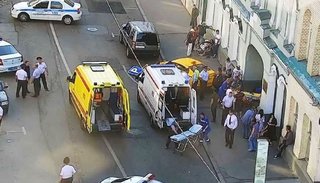 Video. Un taxi atropelló a varias personas en Moscú tras finalizar el partido de Argentina