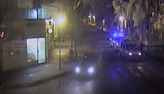 VIDEO. Conducía borracho y se quedó dormido en la esquina de Zuviría y Santiago del Estero