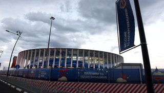 Un estadio virtual y mucho viento esperan a Lío y a la selección