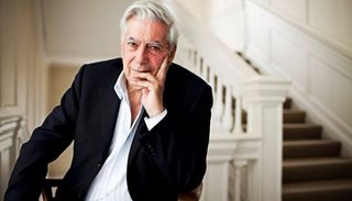 Mario Vargas Llosa debió ser hospitalizado en Madrid tras sufrir una caída