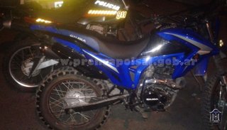 Durante la madrugada detuvieron a un motochorro en Bº Ceferino