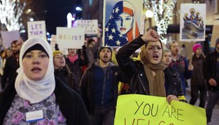 La justicia avala decreto de Trump contra inmigrantes