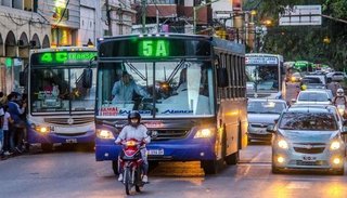 El Gobierno dictó conciliación obligatoria y mañana no habrá paro de colectivos