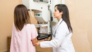 Un tratamiento prolonga la vida de mujeres con cáncer de mama avanzado