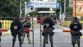 Maduro ordena reabrir los pasos fronterizos con Colombia