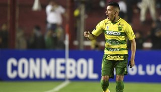 Rojas llegó al país y será el primer refuerzo de Racing