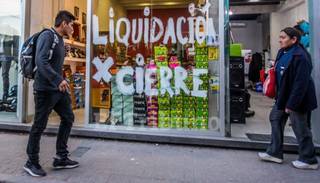 Cerraron 40 locales comerciales en el centro