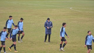 Juveniles piden pista