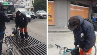 Su bicicleta quedó atascada en las nuevas alcantarillas de avenida Belgrano