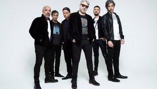 Estelares presenta su álbum de estudio "Las Lunas"
