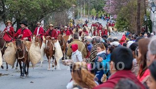 Llamaron a dejar atrás “los resentimientos y la tristeza” en el homenaje a Güemes
