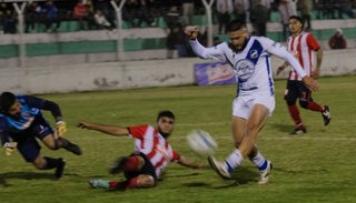 Juventud sigue con su ritmo imparable en el torneo doméstico