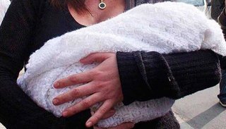 Trasladan a Jujuy a la pareja que intentó asentar un bebé con papeles falsos