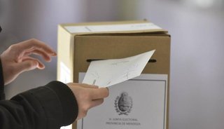 Las PASO costarán $4.000 millones: para el Gobierno son "una encuesta muy cara"