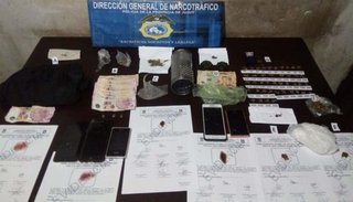 Trece personas demoradas en un megaoperativo