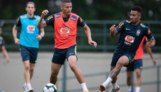 Brasil, el obligado a vencer a Perú