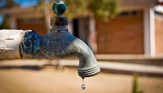 Por la rotura de un acueducto, vecinos del barrio Cuyaya, Moreno y Gorriti están sin agua