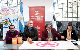 Recolectan llaves para una campana