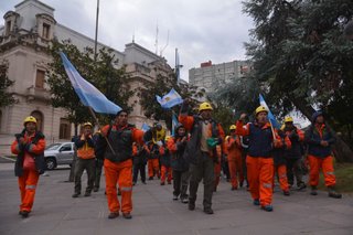 Mineros lograron acuerdo y hoy vuelven a sus puestos