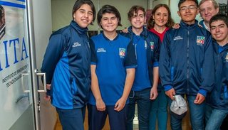 Salteños parten hacia Australia para participar de la Roboliga 2019