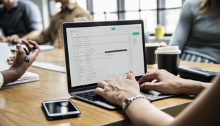 Las empresas buscan mantener sus trabajadores