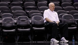 Entrenadores de 60 años serían excluidos de la NBA