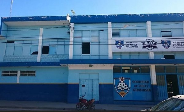 Tiro y Gimnasia con un cumpleaños diferente
