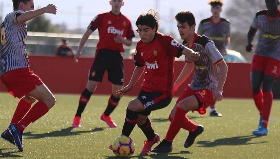 Quién es Luka Romero, el “nuevo Messi” que debutaría hoy con 15 años