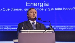 Denunciaron penalmente al exministro de Energía Aranguren y a otros exfuncionarios