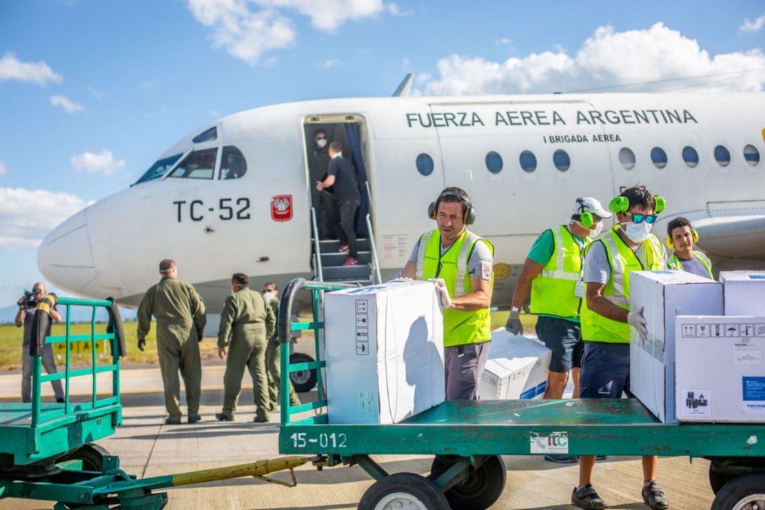 5) Los días de cuarentena fueron utilizados para equipar hospitales. Es por eso que desde Nación se enviaron respiradores. 5) Los días de cuarentena fueron utilizados para equipar hospitales. Es por eso que desde Nación se enviaron respiradores.