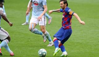 Messi sigue sin llegar al gol 700 y Barcelona puede perder la punta