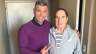 Bilardo fue trasladado a una clínica y sigue en buen estado