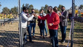 Peñarol cumplió un sueño: inauguró su cancha propia