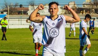 Juventud se lució en el santuario y aplastó a Atlas