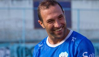 Juan Perillo, con molestia en un tobillo y está en duda