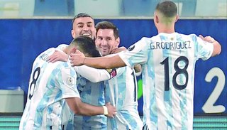 Argentina goleó a Bolivia 4 a 1 y crece en confianza