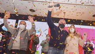 Morales "piensa" en un  candidato radical para 2023