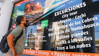 Escasez de gasoil: crece la  preocupación  de las agencias  de turismo 