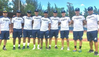 Derrota en el debut del Premundial de béisbol